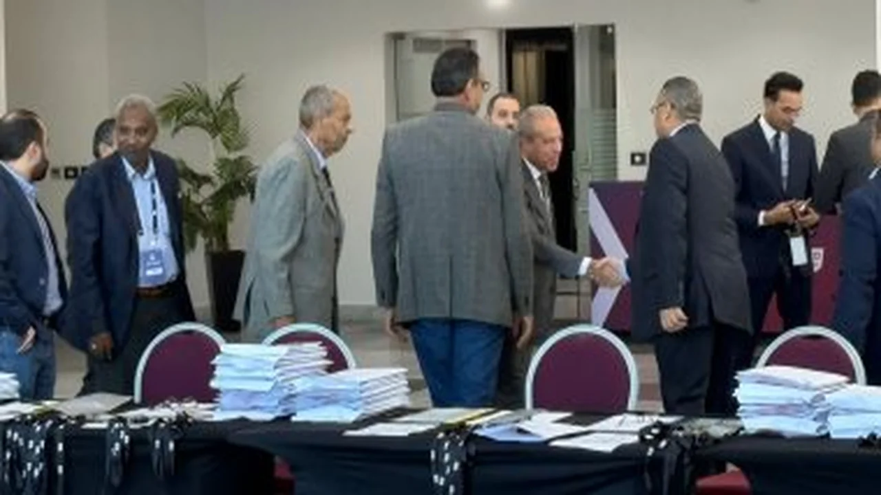 توافد أعضاء الجمعية العمومية للاتحاد المصري لكرة القدم يفتح الباب أمام قرارات حاسمة للموسم الجديد